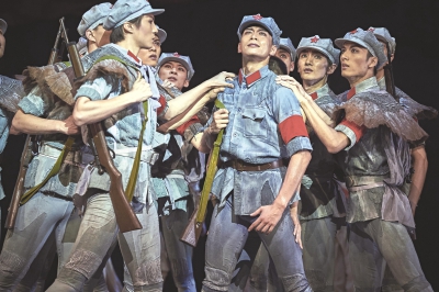 【来源：央广网】红色芭蕾舞剧《白毛女》《闪闪的红星》开启巡演