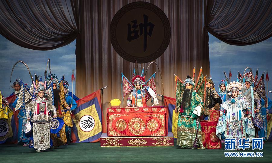 （文化）（1）京剧名家唱响武汉“戏码头”