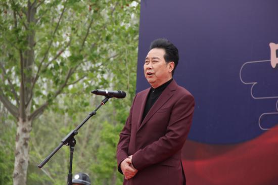 中国剧协副主席、河南豫剧院院长、著名豫剧表演艺术家李树建致辞