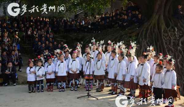 【来源：央广网】2019多彩贵州非遗周末聚再“开张”