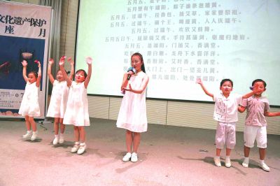 【来源：央广网】讲座月，“阅”非遗