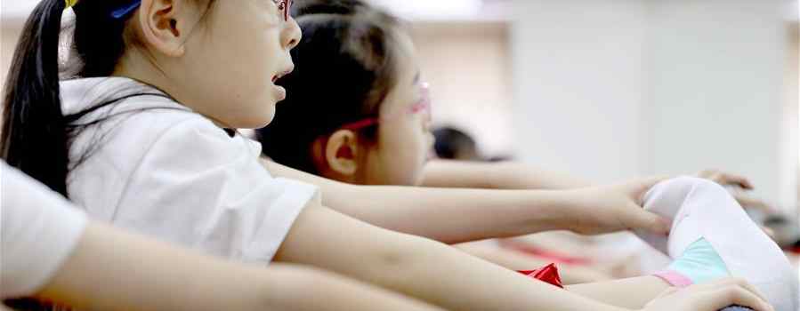 【来源：央广网】香港粤剧传承：小小少年的“梨园梦”